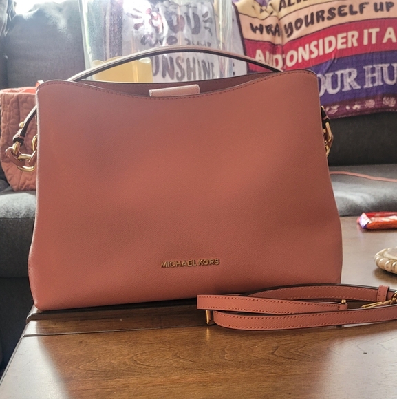 Michael Kors Pink Leather Women's Bag - Picture 1 of 6
